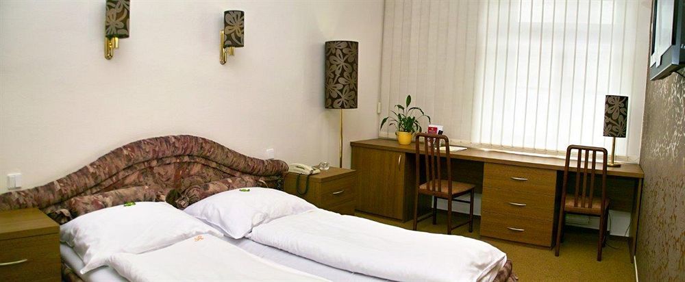โรงเรมรัดนิแช Hotel ลิเบอเรซ ภายนอก รูปภาพ